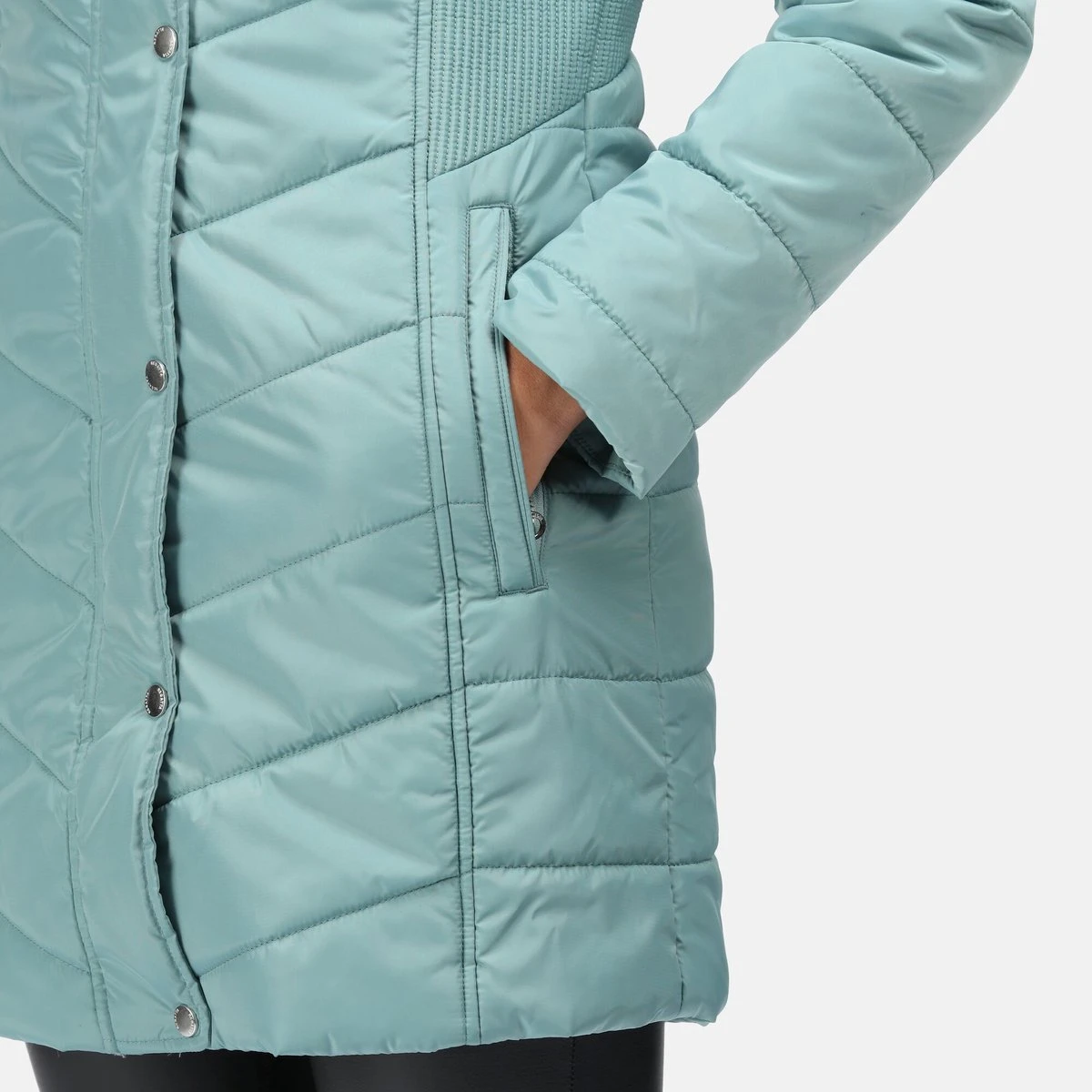 De Regatta Parthenia Baffle Jas - Jas - Dames - Geïsoleerd - Waterafstotend - Klimop Groen 4 De Regatta Parthenia Baffle Jas - Jas - Dames - Geïsoleerd - Waterafstotend - Klimop Groen - Afbeelding 2