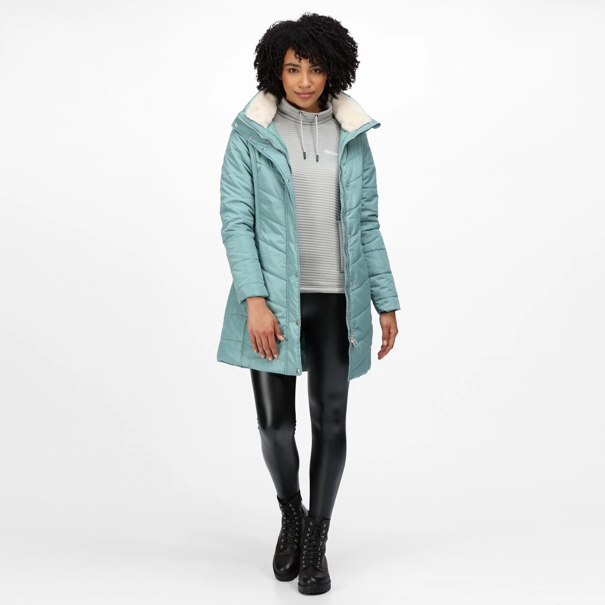 De Regatta Parthenia Baffle Jas - Jas - Dames - Geïsoleerd - Waterafstotend - Klimop Groen 9 De Regatta Parthenia Baffle Jas - Jas - Dames - Geïsoleerd - Waterafstotend - Klimop Groen - Afbeelding 7