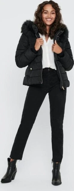 ONLY ONLCAMILLA QUILTED FURHOOD JACKET CC OTW Dames Jas - Maat S -ONLY Winkel 465x1200
