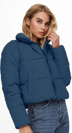 Only Jas Onldolly Short Puffer Jacket Otw No 15205371 Dark Denim Dames Maat - M 11 Only Jas Onldolly Short Puffer Jacket Otw No 15205371 Dark Denim Dames Maat - M -ONLY Winkel 648x1200 12