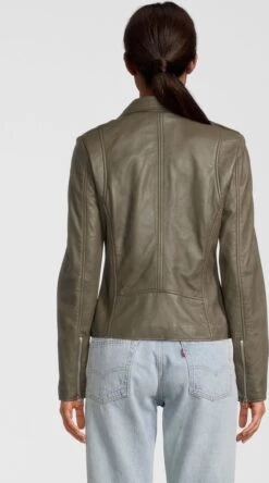 Goosecraft Jas Gc Julia Biker 100001014 Sheep Clean Shocked Olive Dames Maat - L 14 Goosecraft Jas Gc Julia Biker 100001014 Sheep Clean Shocked Olive Dames Maat - L -ONLY Winkel 667x1200 1