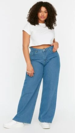 Trendyol Vrouwen Hoge Taille Breed Been Plus Size Jeans