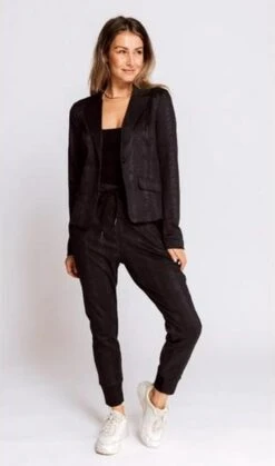 Fabia Anthra [M] -ONLY Winkel 708x1200 9