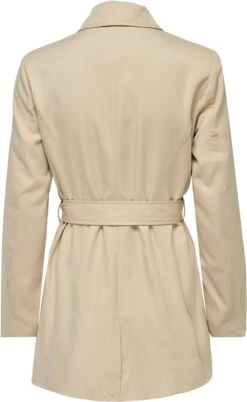 ONLY ONLVALERIE TRENCHCOAT OTW NOOS Dames Jas - Maat XL 18 ONLY ONLVALERIE TRENCHCOAT OTW NOOS Dames Jas - Maat XL -ONLY Winkel 738x1200