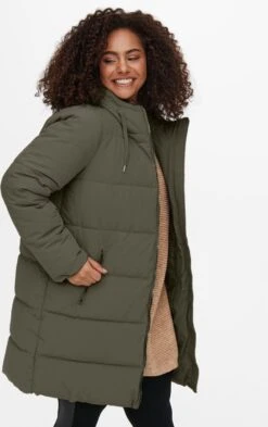 ONLY CARMAKOMA CARDOLLY LONG PUFFER COAT CC OTW Dames Jas - Maat M-46/48 -ONLY Winkel 754x1200 1