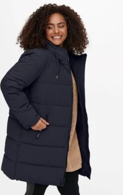 Only Carmakoma Cardolly Jas Donkerblauw Maat M 46/48 -ONLY Winkel 754x1200 2