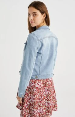 WE Fashion Dames Denim Jack -ONLY Winkel 776x1200 2