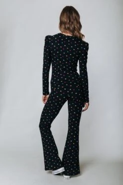 Colourful Rebel Lips Peached Flare Pants - S -ONLY Winkel 800x1200 1069