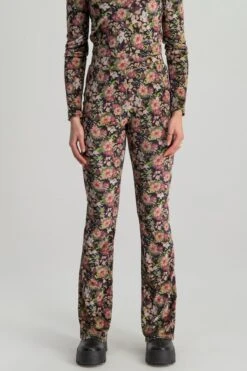 Colourful Rebel Jolie Flower Velvet Flare Pants - L 23 Colourful Rebel Jolie Flower Velvet Flare Pants - L -ONLY Winkel 800x1200 1276