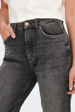 ONLY ONLVENEDA HW MOM DNM REA579 Dames Jeans - Maat XS/34 -ONLY Winkel 800x1200 1312