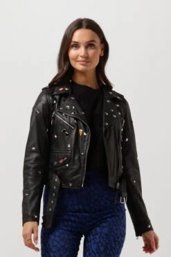 Goosecraft Gc Marly Studs Biker Jassen Dames - Zomerjas - Zwart - Maat M 16 Goosecraft Gc Marly Studs Biker Jassen Dames - Zomerjas - Zwart - Maat M -ONLY Winkel 800x1200 151