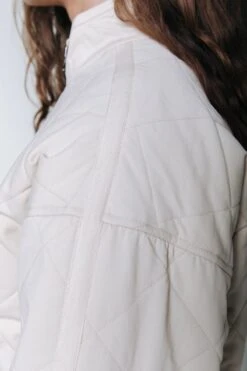 Colourful Rebel Weidy Jas Beige Dames - Katoen - S -ONLY Winkel 800x1200 239