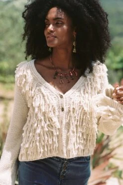 Isla Ibiza Bonita - Knitted Fringed Cardigan Besso - Bohemian - Ibiza - Boho - Franjes - Herfst - Nieuwe Collectie -ONLY Winkel 800x1200 541