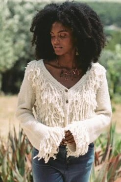 Isla Ibiza Bonita - Knitted Fringed Cardigan Besso - Bohemian - Ibiza - Boho - Franjes - Herfst - Nieuwe Collectie -ONLY Winkel 800x1200 544