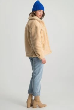 Colourful Rebel Vany Teddy Jacket - XS -ONLY Winkel 812x1200 17