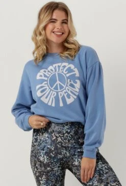 Catwalk Junkie Sw Peace Truien & Vesten Dames - Sweater - Hoodie - Vest- Blauw - Maat L