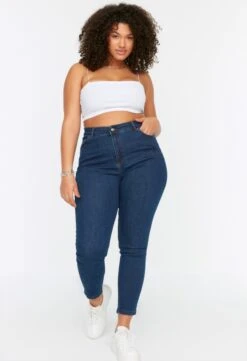 Trendyol Vrouwen Hoge Taille Mager Grote Maten Jeans