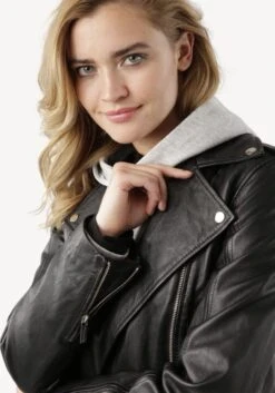 Dames Jas - Leren Jack - Echt Leer - Tamaris - Verkort Model - Schaapsleer - Lamsnappa - Maat 36 22 Dames Jas - Leren Jack - Echt Leer - Tamaris - Verkort Model - Schaapsleer - Lamsnappa - Maat 36 -ONLY Winkel 839x1200 3