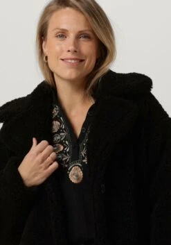 Notre-V Teddy Coat Long Jassen Dames - Winterjas - Zwart - Maat M 8 Notre-V Teddy Coat Long Jassen Dames - Winterjas - Zwart - Maat M -ONLY Winkel 840x1200 196