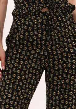 Colourful Rebel Diana Small Flower High Rise Straight Pants - S -ONLY Winkel 840x1200 282