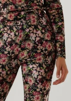 Colourful Rebel Jolie Flower Velvet Flare Pants - L 27 Colourful Rebel Jolie Flower Velvet Flare Pants - L -ONLY Winkel 840x1200 307