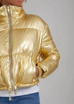 Goude Korte Puffer Jas - Coster Copenhagen -ONLY Winkel 860x1200 23