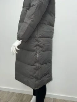 Mooie Lange Winterjas / Pufferjas I Dik Gevuld I Maten S T/m XXL Zwart Of Groen -ONLY Winkel 900x1200 425