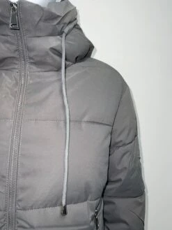 Mooie Lange Winterjas / Pufferjas I Dik Gevuld I Maten S T/m XXL Zwart Of Groen -ONLY Winkel 900x1200 426