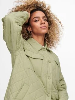 ONLY ONLNEWTANZIA LONG QUILT SHACKET OTW Dames Jas - Maat S -ONLY Winkel 900x1200 47