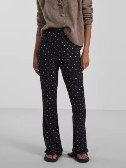 PIECES PCNALA HW FLARED PANT BC Dames Broek - Maat L 8 PIECES PCNALA HW FLARED PANT BC Dames Broek - Maat L -ONLY Winkel 900x1200 543