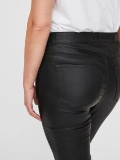 VERO MODA CURVE VMSEVEN NW SS SMOOTH COATED PNT CRV NOOS Dames Broek - Maat 50/32 9 VERO MODA CURVE VMSEVEN NW SS SMOOTH COATED PNT CRV NOOS Dames Broek - Maat 50/32 -ONLY Winkel 900x1200 565