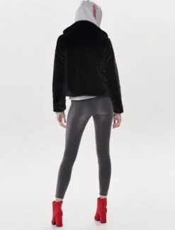 ONLY ONLVIDA FAUX FUR JACKET OTW Dames Jas - Maat XS -ONLY Winkel 914x1200 1