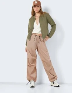 NOISY MAY NMLUANA LS BOMBER JACKET FWD DD Dames Bomberjack - Maat XL -ONLY Winkel 934x1200 3